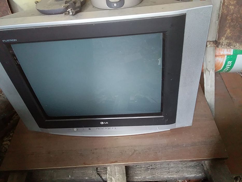 Срочно продам  телевизор