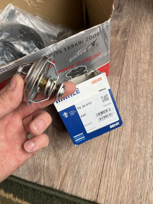 Продам запчасти на двигатель Ауди А6 С 5