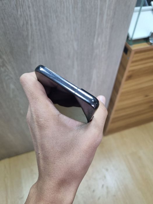 Samsung galaxy s22 5G 8/256gb duos 2ta sim