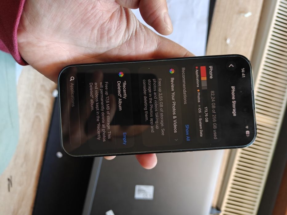 iPhone 15 pro 256gb