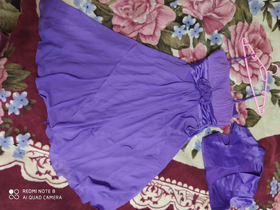 Платье  42 размера