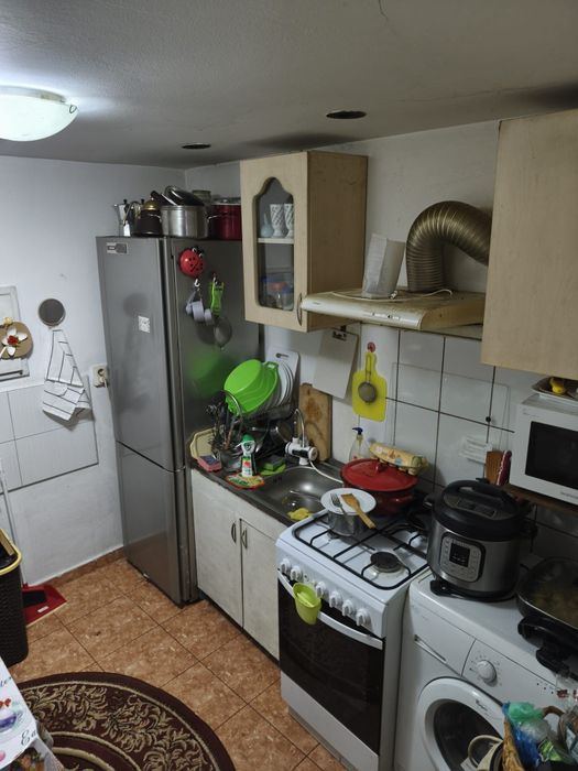 Închiriez casa / camera Călimănești