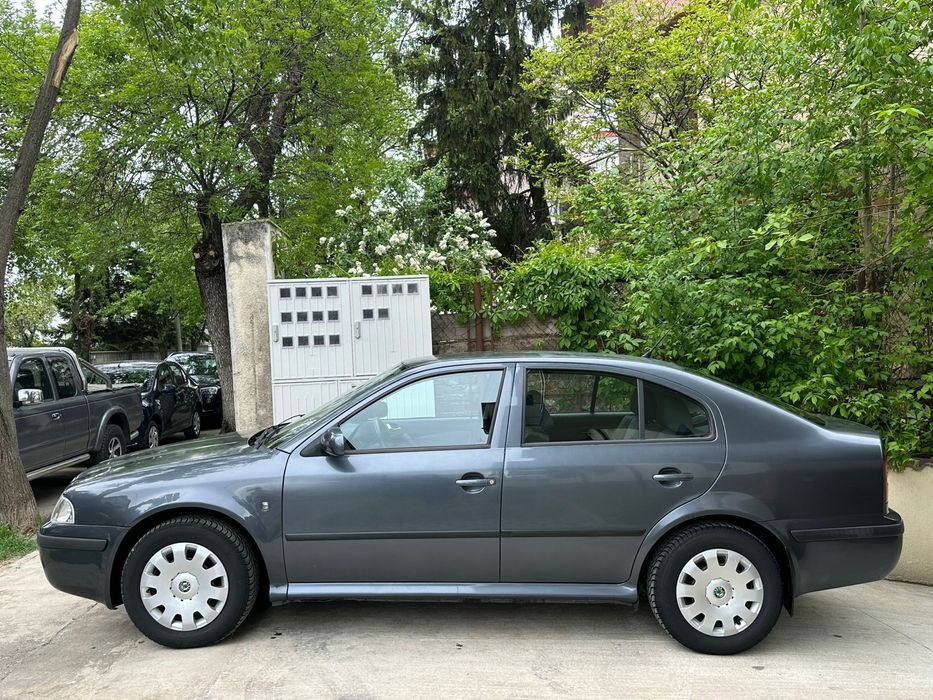 Skoda Octavia 109.000 KM 1.6 Benzina 105 CP An fabricatie 2008