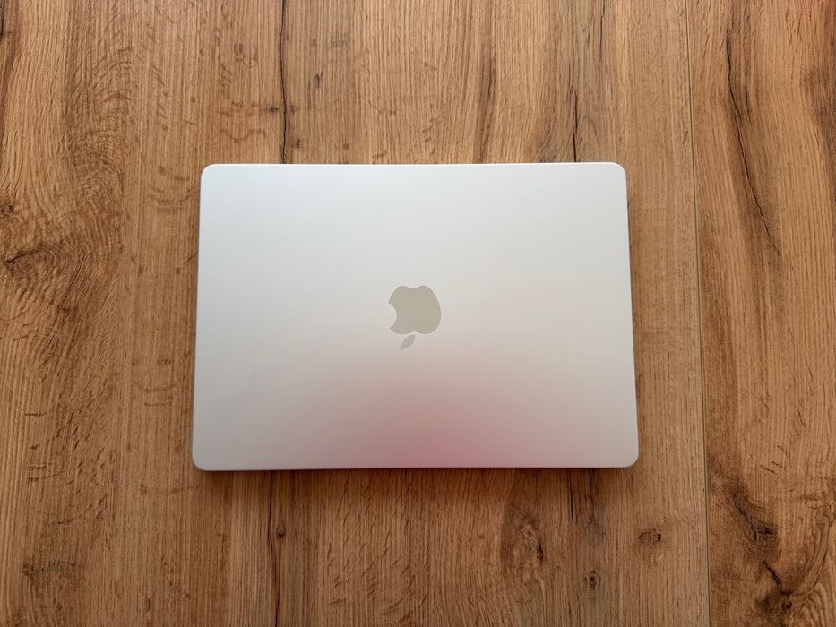 MacBook Air 13" M4 Chip 10-CPU, 10-GPU, 16GB RAM, 512GB SSD