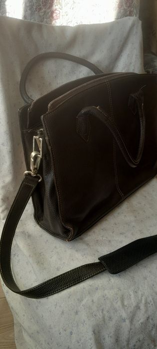 Сумка коричневого цвета