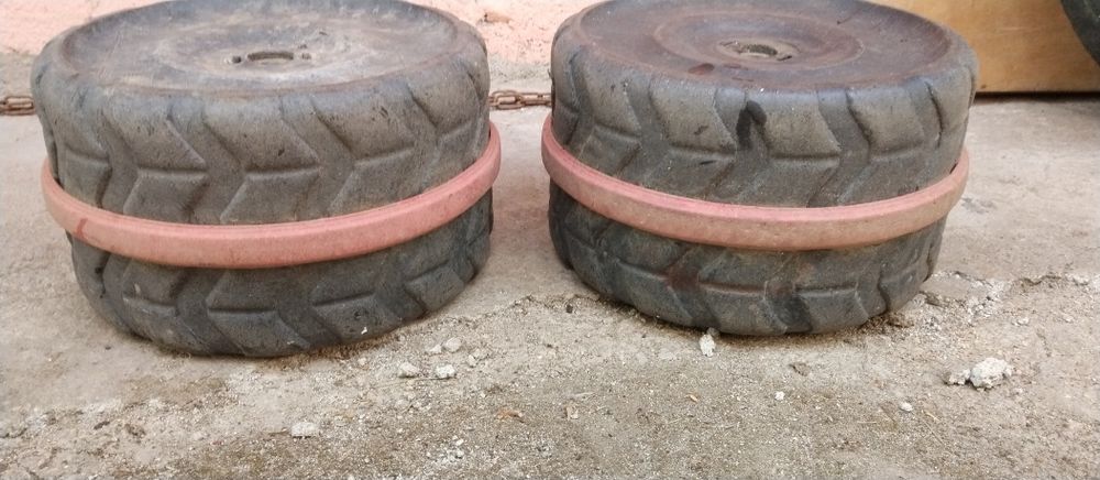 2 броя пластмасови колела 26/15см