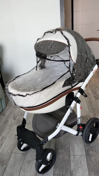 Продаю каляску 3 в 1