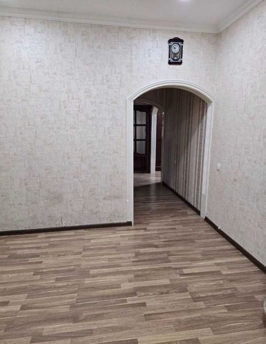 Сдается 3 комнатная квартира на Карасу 3. Пустая. 400 у.е.