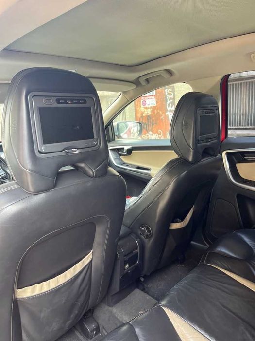 Volvo XC60 2.4D AWD, 205 к.с, D5, 2010г. R-Design