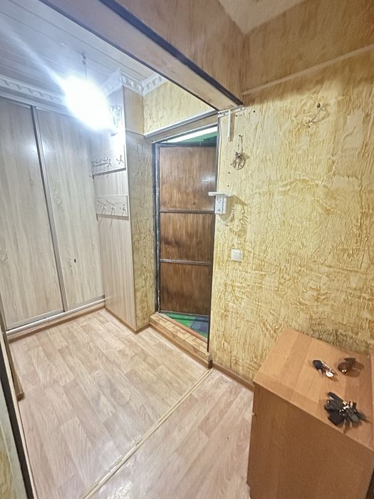 1 комн.кв. 1мкр 9дом 4эт Не угл.
