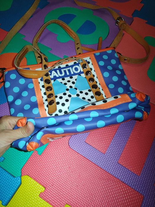 Страхотна цветна кожена чанта