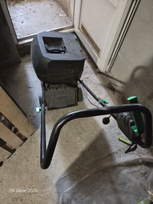 Mașină de tuns gazon iarba electrica, la jumătate de pret