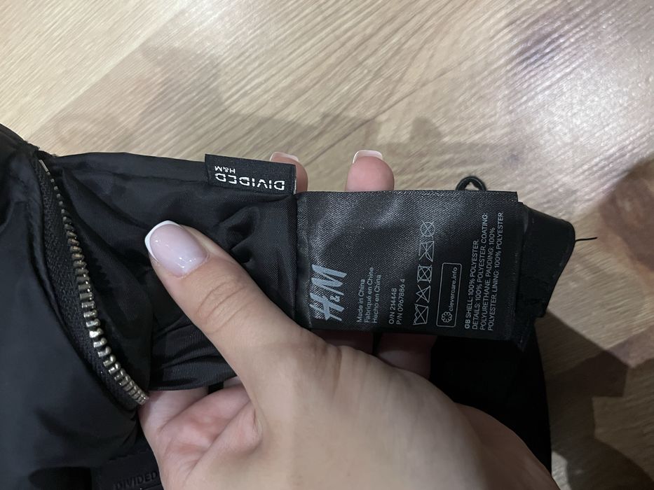 Черна дамска чанта H&M