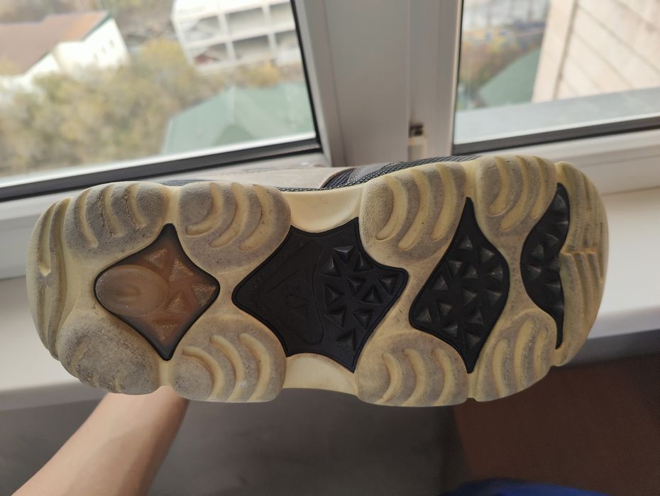 Ботинки для сноуборда размер 42.5