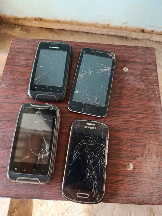 Телефоны для запчасти