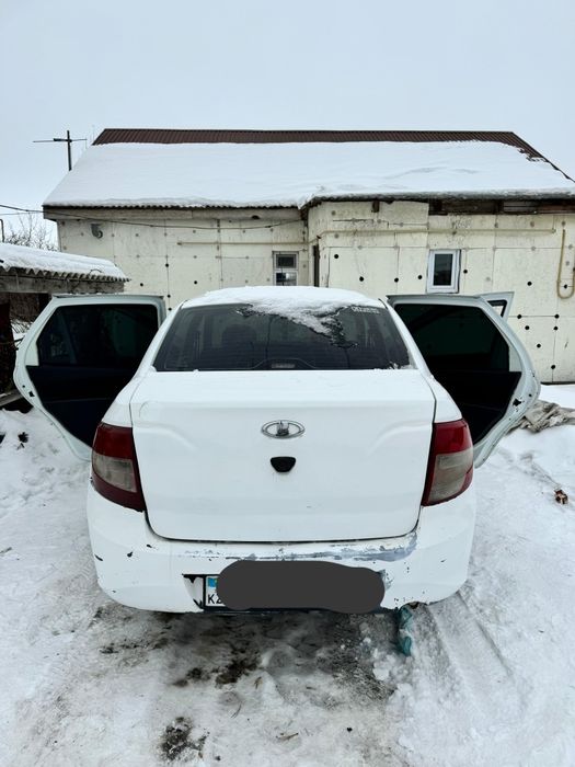 Машина Granta 2190