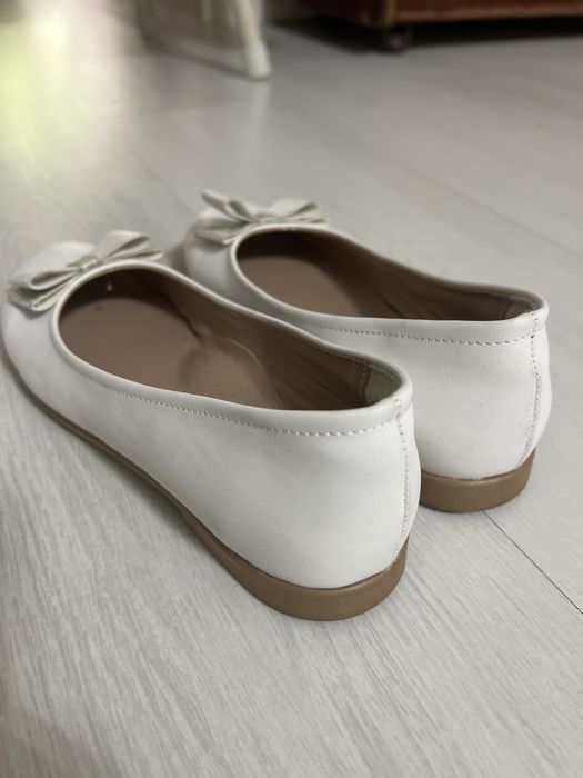 Туфли детские.