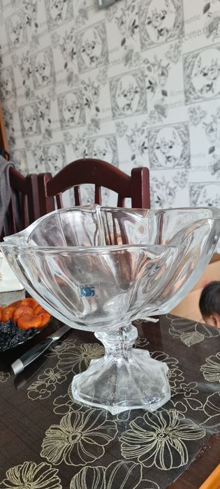 Продам вазу для фруктов