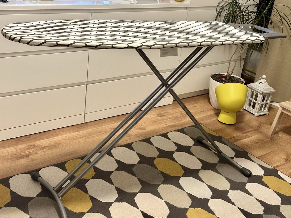 Masa de calcat IKEA Danka 120x37 inaltime reglabila husa lavabila