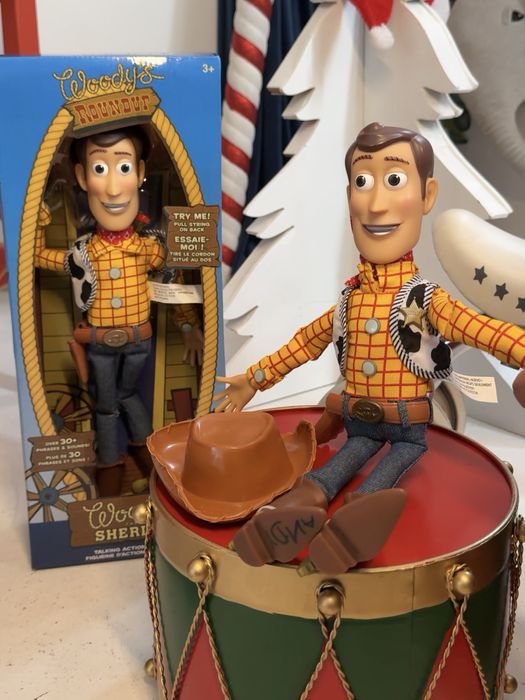 Вуди персонаж от toystory