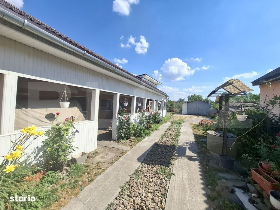 Casa cu 3 camere, 218 mp, zona Lazuri