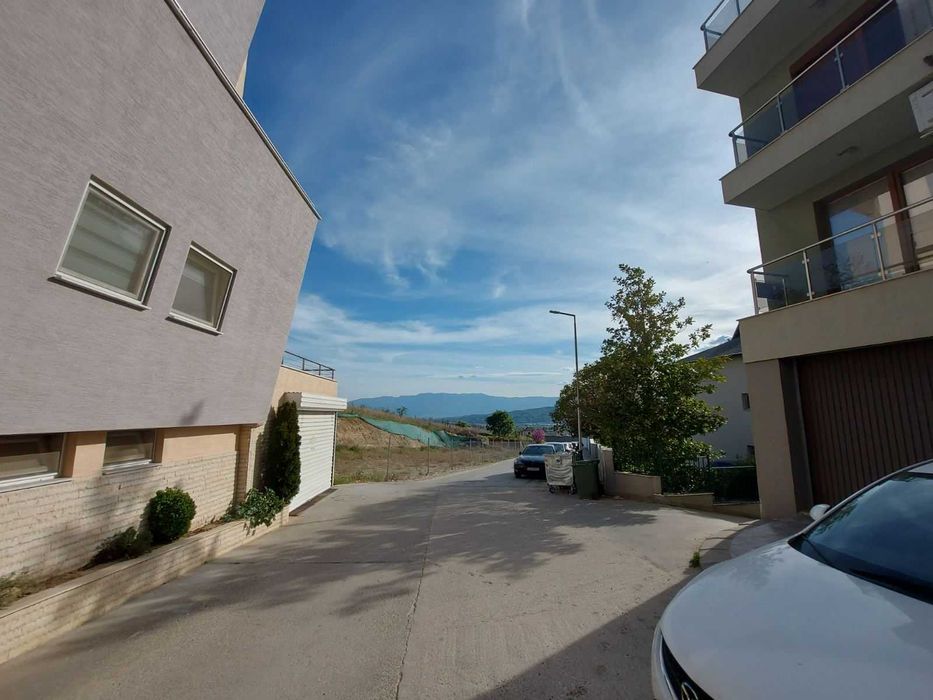 Продава се Тристаен апартамент в Сандански - 82 кв.м за 1830 €/кв.м - Снимка #2