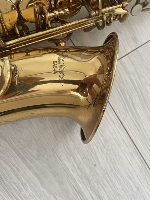 Saxofon alto Satartone sas-75