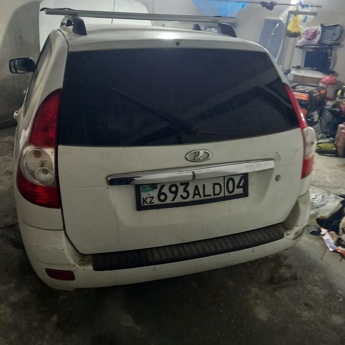 Лада приора универсал