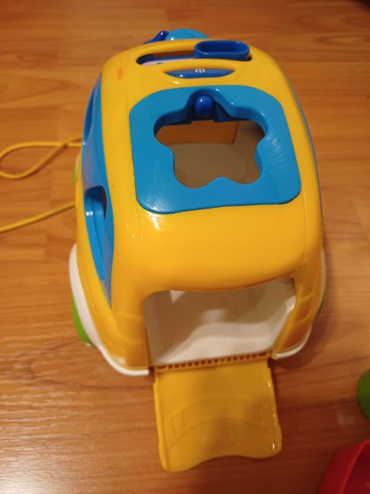 Masinuta stie tot, recomandata 1-3 ani