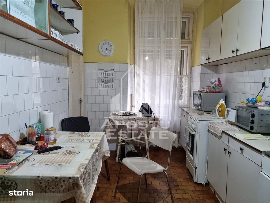 Apartament cu 4 camere de inchiriat, Ultraentral, Timisoara — fotografia 3