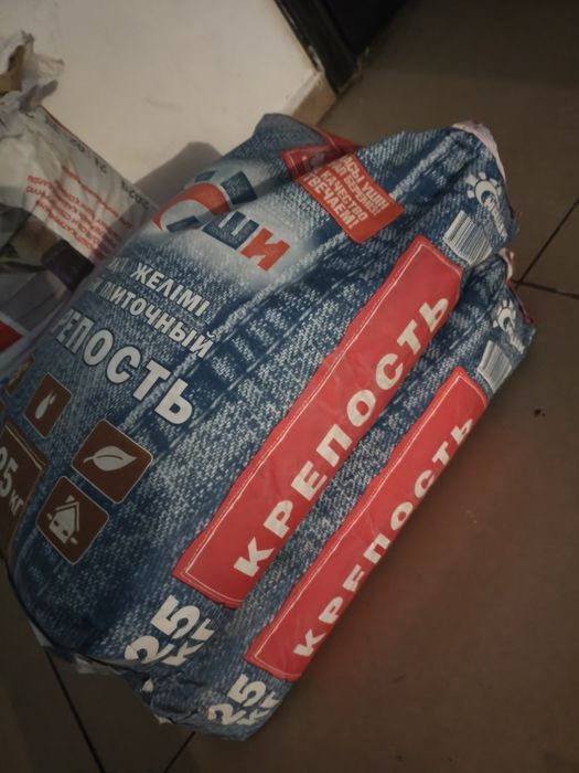 Клей плиточный КРЕПОСТЬ 6шт