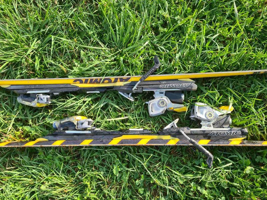 Зимни ски ATOMIC