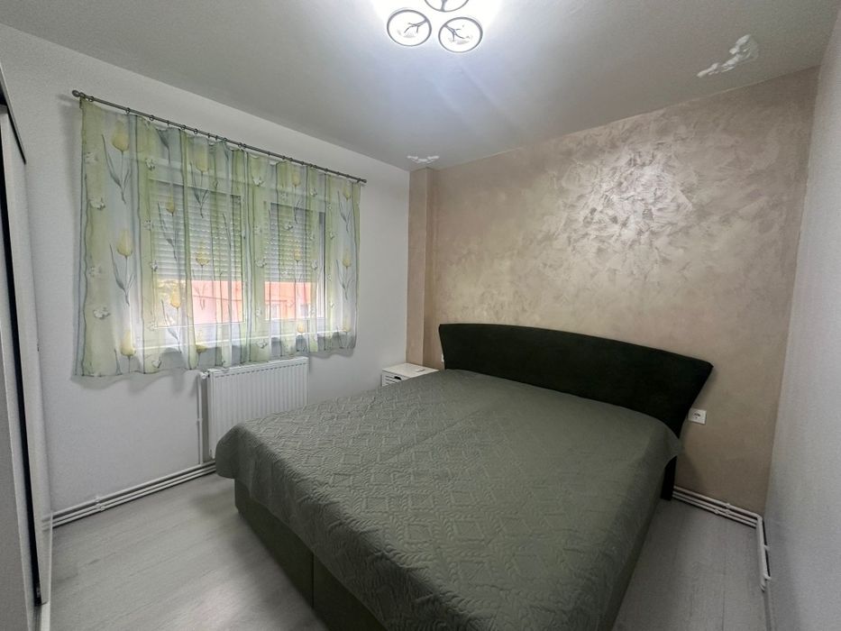 Inchiriez apartament 2 camere cochet și luminos, confort I