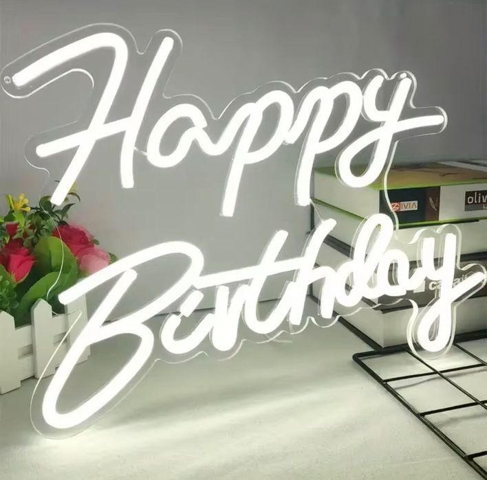 Semn luminos neon HAPPY BIRTHDAY, lumina calda 47x21cm
