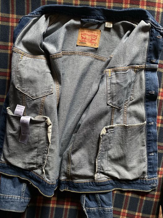 Куртка Джинсовая оригинал  Levi’s Trucker Jacket 3th размер XL