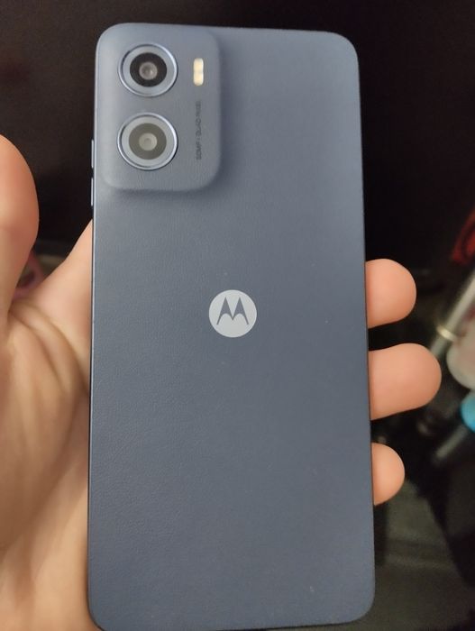 moto g05  почти новый