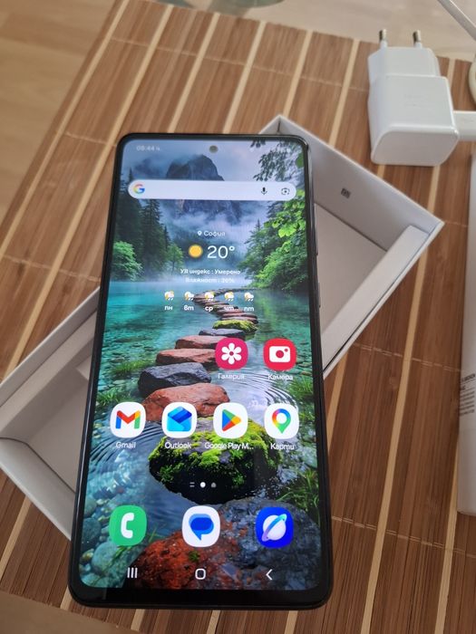 Продавам Samsung a52 5G