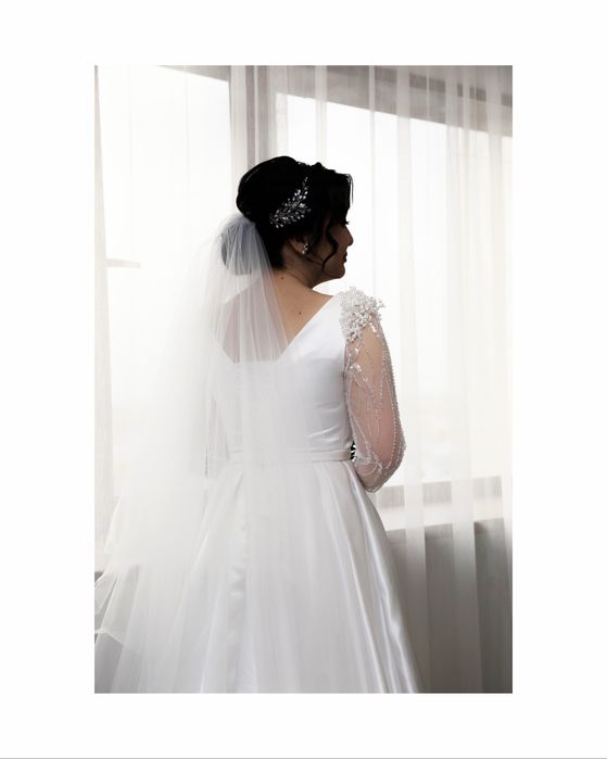 Продам свадебное платье от дизайнера