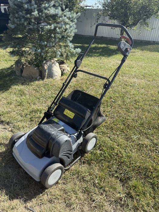 Scarificator electric cu lame 1800w