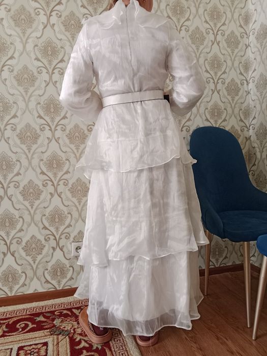 Продается вечерный платья