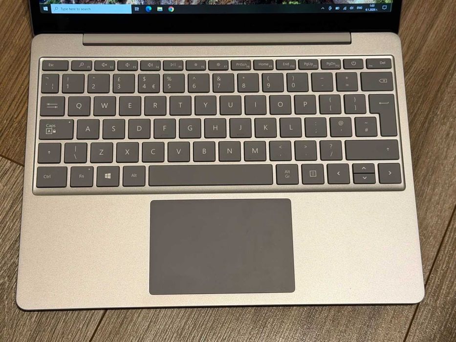 Microsoft Surface Laptop Go i5-1035G1/4RAM/64SSD/Intel UHD/Touchscreen