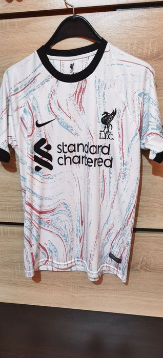 Ливърпул тениска (размер S)