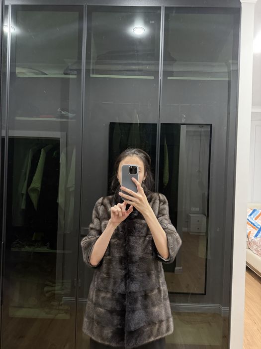 Продам норковую шубу