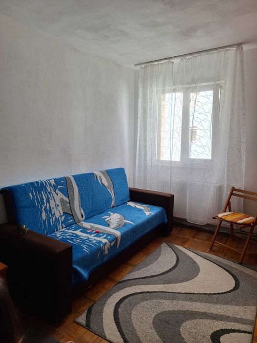 Garsoniera de închiriat