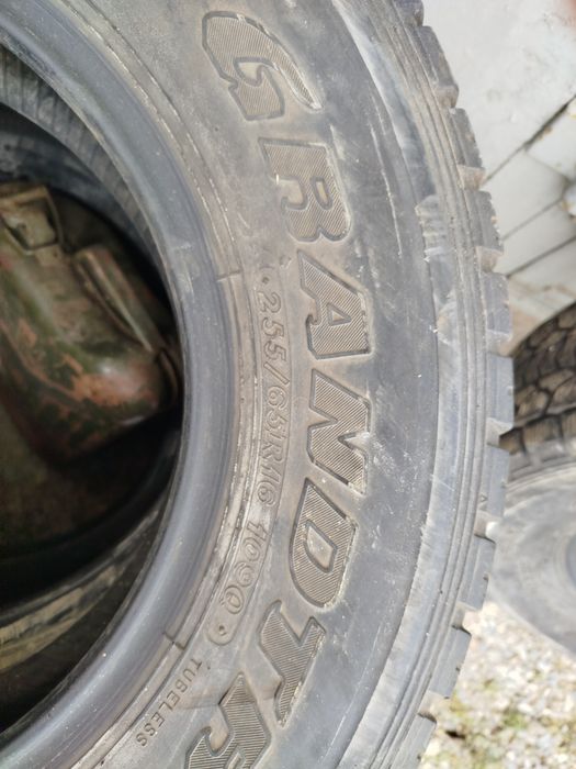 Шины б/у 2 шт. р.255/65/16