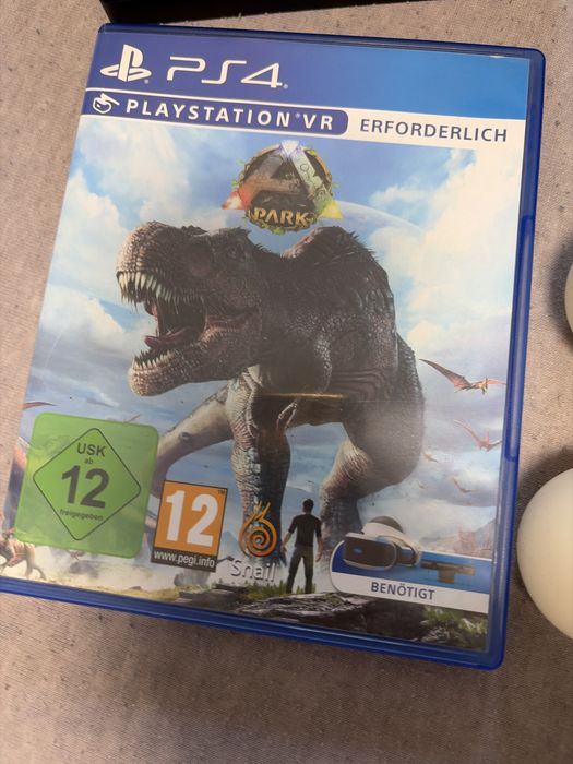 Vr очила с две игри