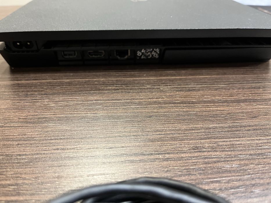 Пс4 с играми в отличном состоянии