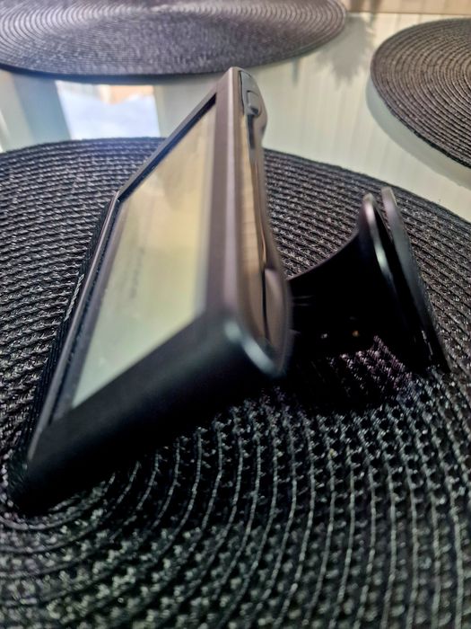 Ново!!! 5" GPS навигация Garmin Nuvi 42 с доживотни карти+подарък