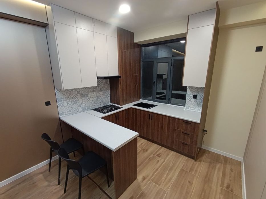 Oshxona mebellari Laminant  Akril  krashenny buyurtma asosida yasab b