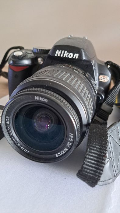 Nikon D60 - ED 18-55 mm
